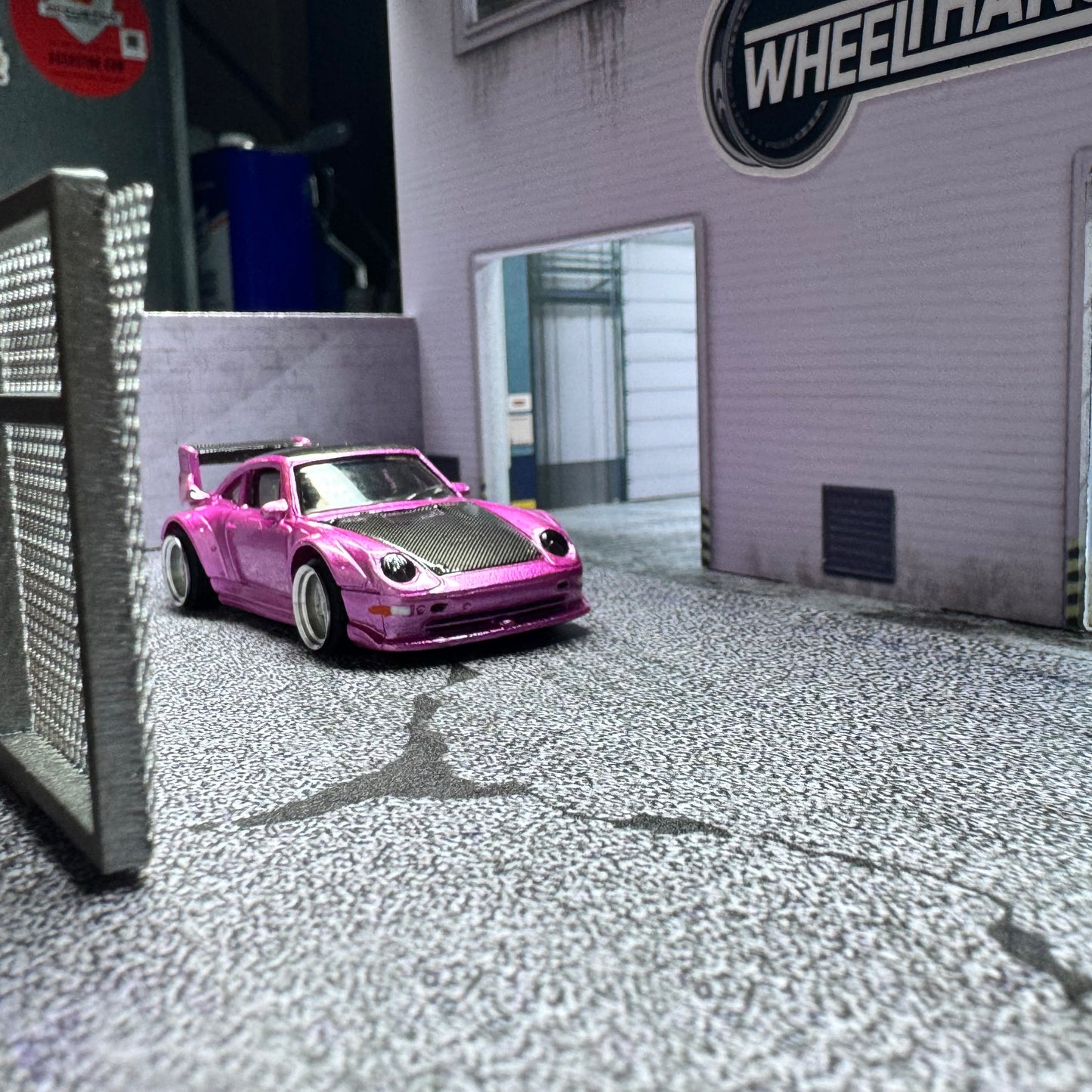 Pink Porsche 993 GT2